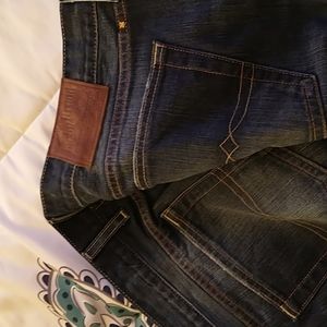 Lucky jeans
